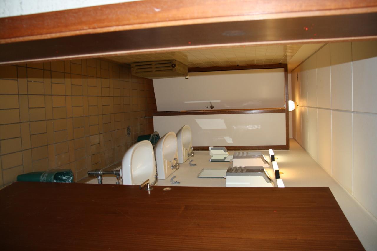 Reykjanes Hostel エクステリア 写真