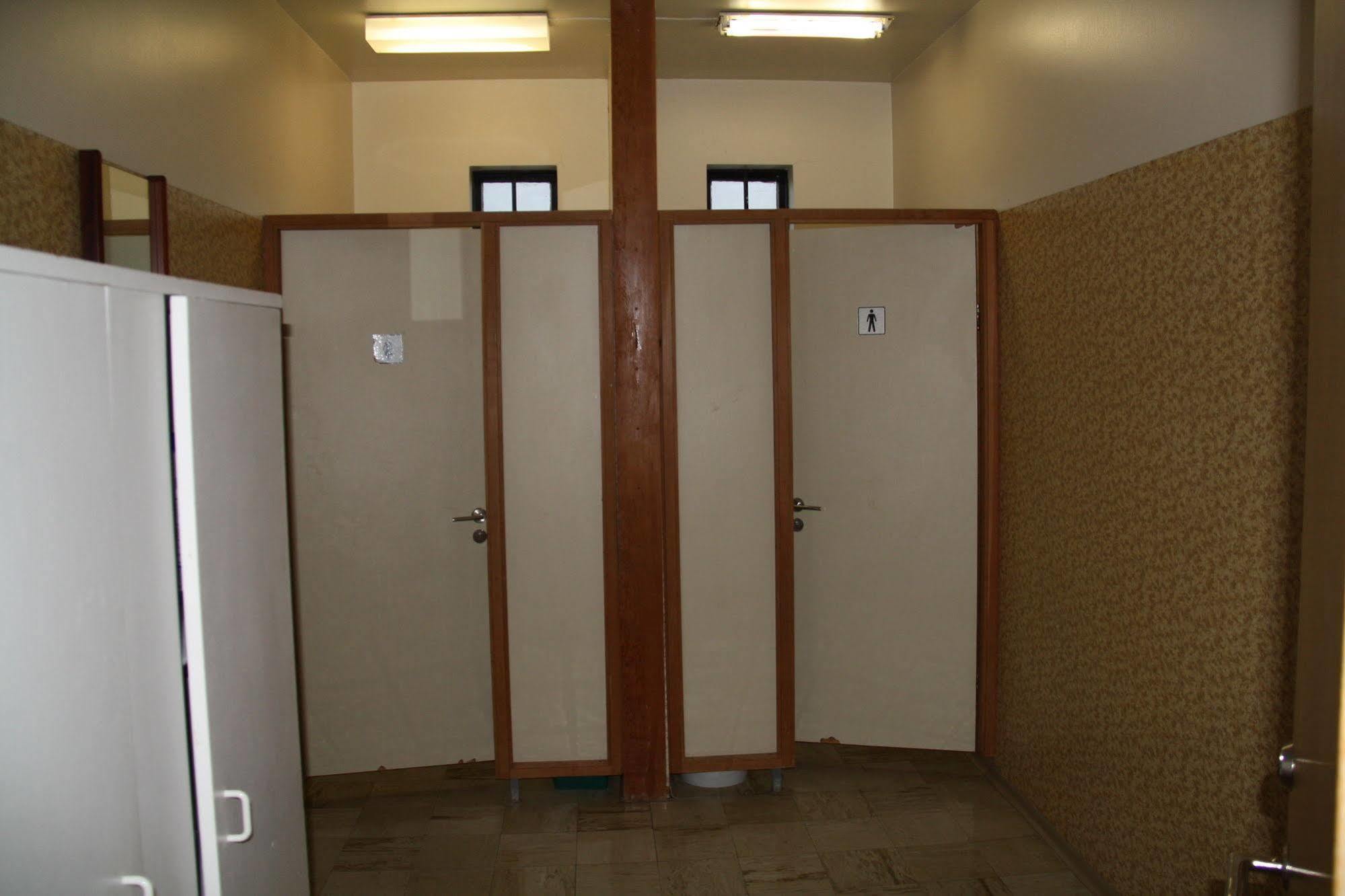 Reykjanes Hostel エクステリア 写真